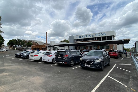 The existing A. Raptis & Sons headquarters and seafood-processing factory, where Colmslie Wharves would be built.