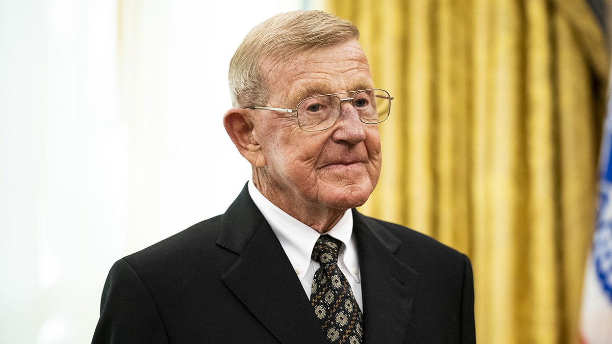 Lou Holtz medal of freedom