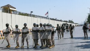 Protesters storm US Consulate in Pakistan, at least 9 dead