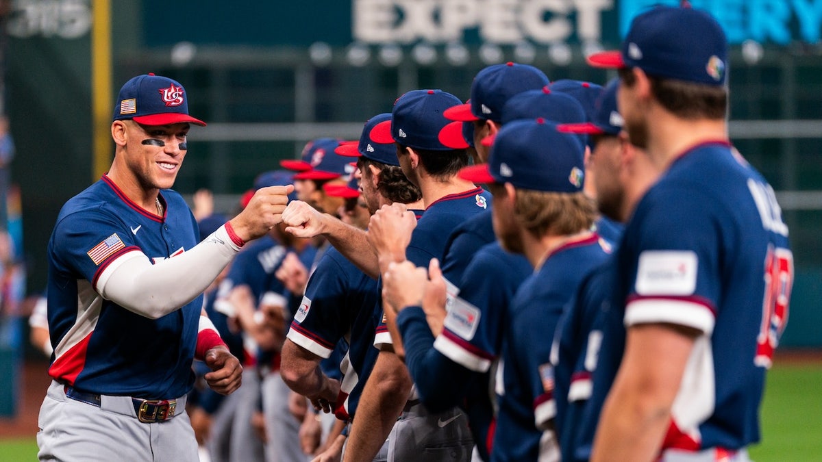 aaron judge with US teammates