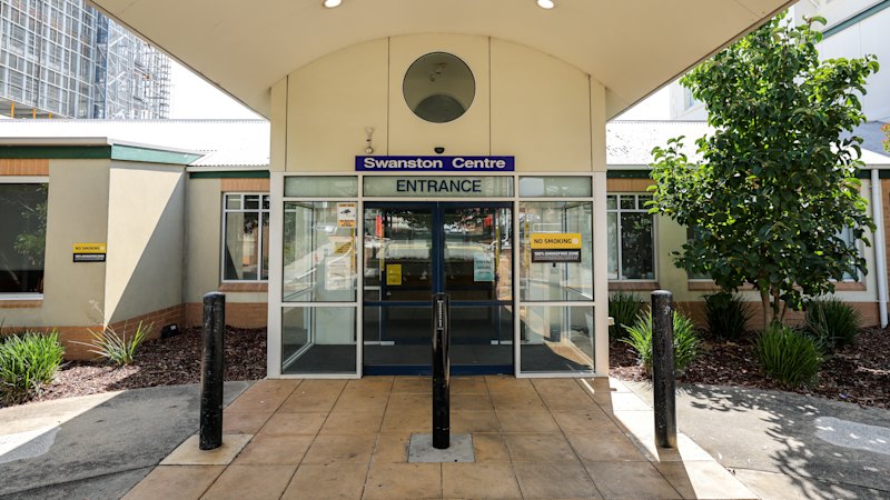 He threatened to kill his neighbour. He was put on a psych hold. Then he was freed – and came back