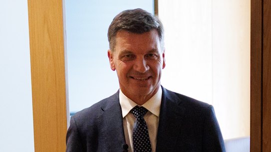 SMH NEWS: Federal opposition leader Angus Taylor arrives to make an address at the Sydney Menzies Research Centre. April 14th, 2026. ***SMH FIRST USE***. Photo by Wolter Peeters / SMH