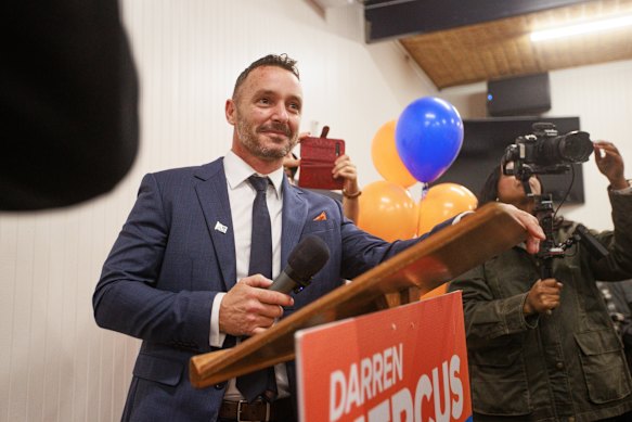 Warren Pickering at a Rosebud meeting on Friday night to support Hercus’ campaign.