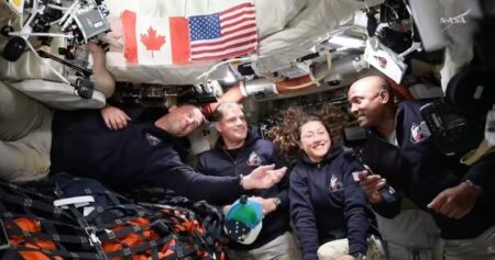 Artemis astronauts take more final frontier questions from Canadian kids