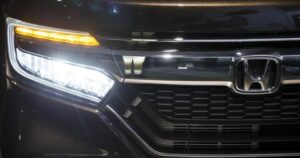 ‘They’re intense’: Transport Canada seeks feedback on bright vehicle headlights