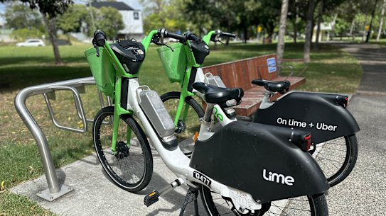 People riding e-bikes in Queensland would be limited to 10km/h on all shared paths and foopaths, required to hold a driver’s licence and under-16s would be banned, under the Queensland government’s bill.