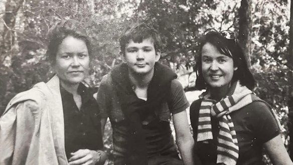 Francis Packer, centre, with his mother, Angela Raymond, right and late aunt Carole Roussel.