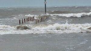 WA storm leaves thousands without power across the state