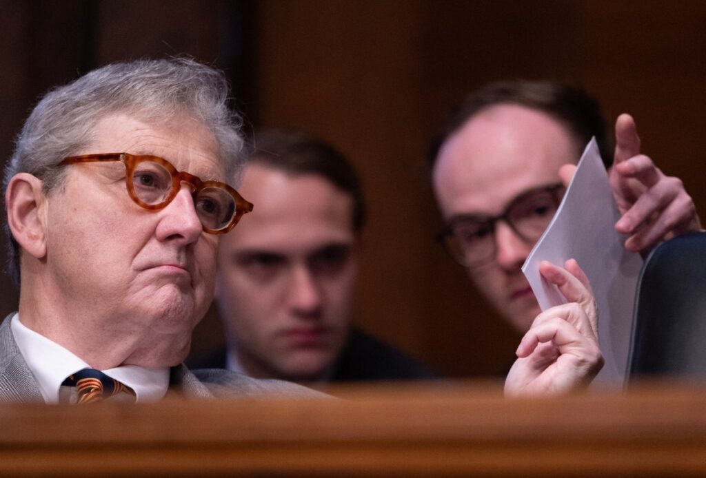 GOP Senator Kennedy’s Plan to Fund Trump’s $1Bn Ballroom Security ‘Without Adding to Deficit’