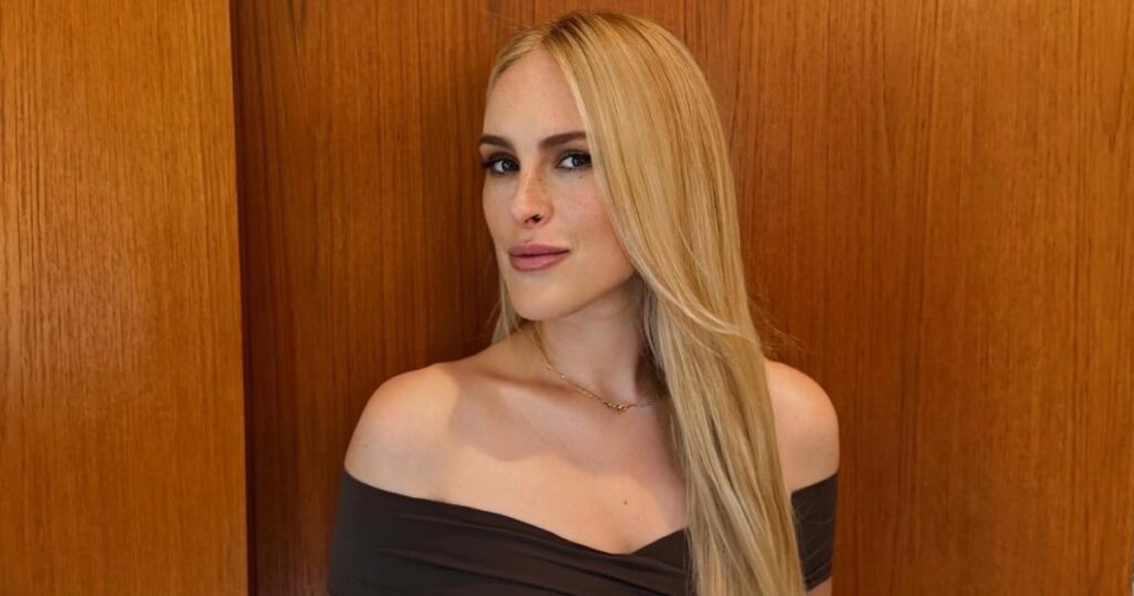 Rumer Willis Reveals Why Her Face ‘Physically Changed,’ Shuts Down Plastic Surgery Rumors