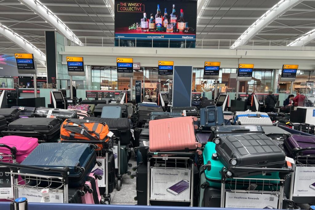 20,000 bags stranded after technical issue at Heathrow Airport leaves travelers scrambling