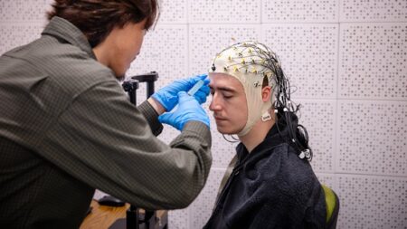 Why understanding human brain efficiency could help solve the artificial intelligence energy crisis