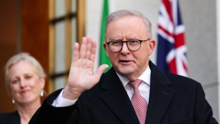 Paid parental leave extended; Labor strikes tax deal with Greens; Iran-US disagree on nuclear inspections
