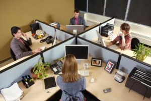 Dear Abby: My longtime co-worker has turned on me in the workplace