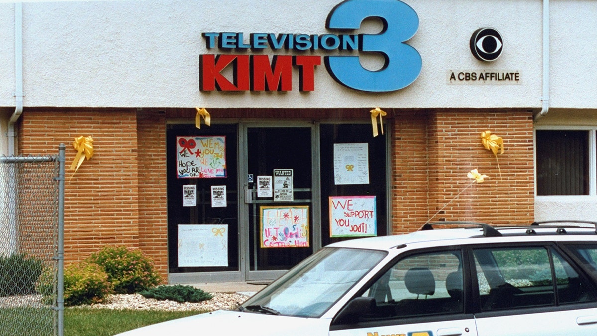 Flyers publicizing Jodi Huisentruit's disappearance outside KIMT-TV building