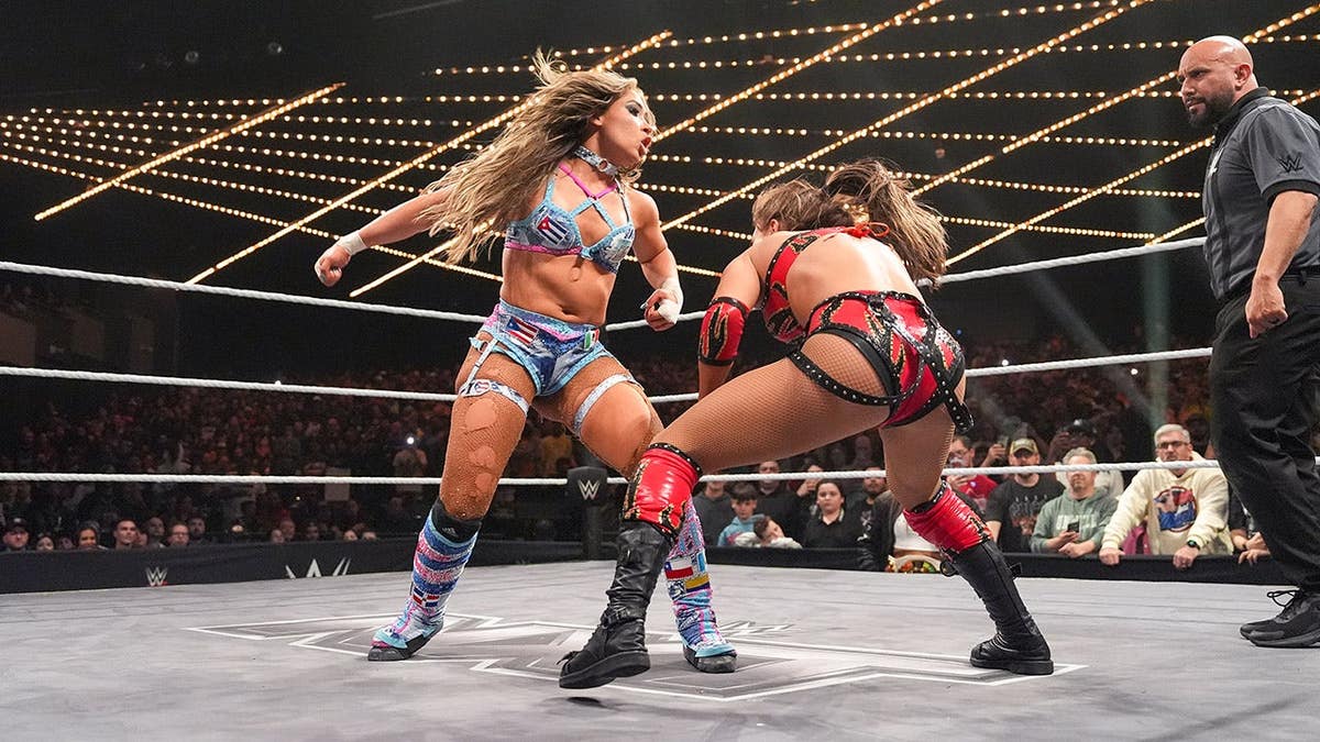 Lola Vice wrestling Kendal Grey in the ring at Madison Square Garden in New York