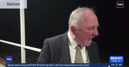 Barnaby Joyce barks back at criticism of him shouting at dog Stella on live TV