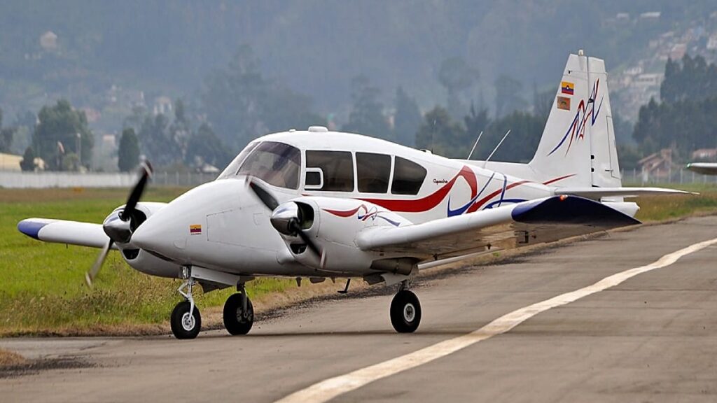 An aircraft abandoned at Seville Airport could be yours for just €10