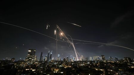 VW Osnabrück plant: Is the Iron Dome missile deal collapsing?