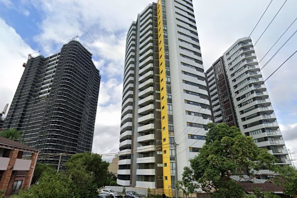 The Skyview towers developed by Toplace.
