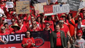 State government offers 28.3 per cent increase to avert planned school strikes