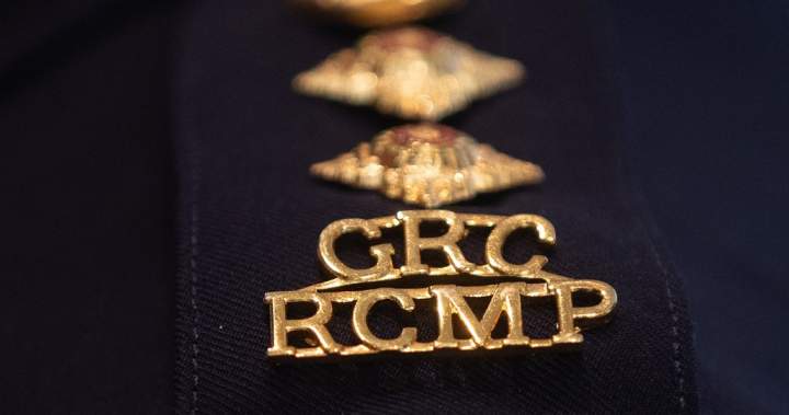 2 arrested after raid at alleged migrant smuggling house in Montreal, RCMP say