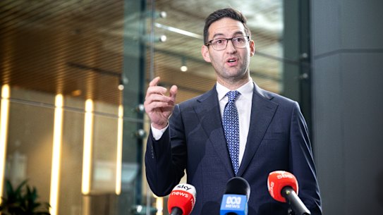 Member for Macnamara Josh Burns speaks to the media after giving evidence at the Royal Commission on Antisemitism and Social Cohesion. 