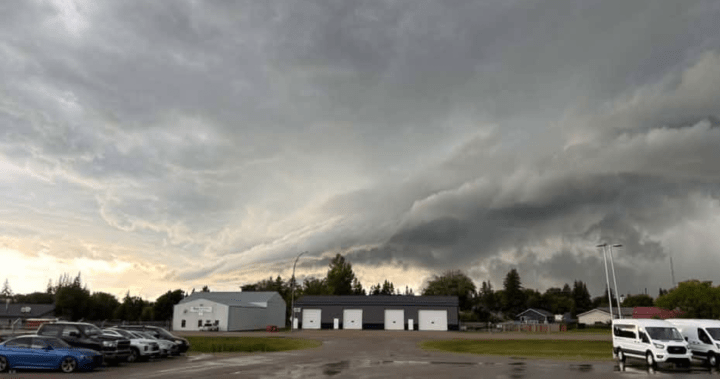 Heat wave fuels record-tying 10 tornadoes in Saskatchewan