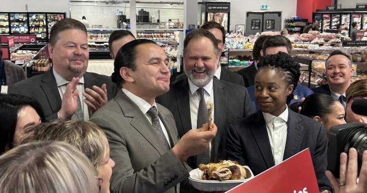 Manitoba’s provincial sales tax cut on store-bought food takes effect