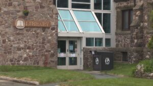 5 Nova Scotia libraries slated for closure will stay open until end of September