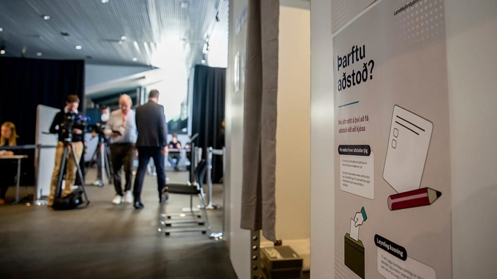 Iceland’s EU referendum: first partial results show razor-thin margin