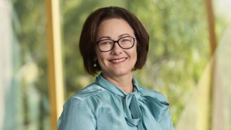 FIFO boss Leanne Geppert resigns from Parkville Youth Mental Health and Wellbeing Service