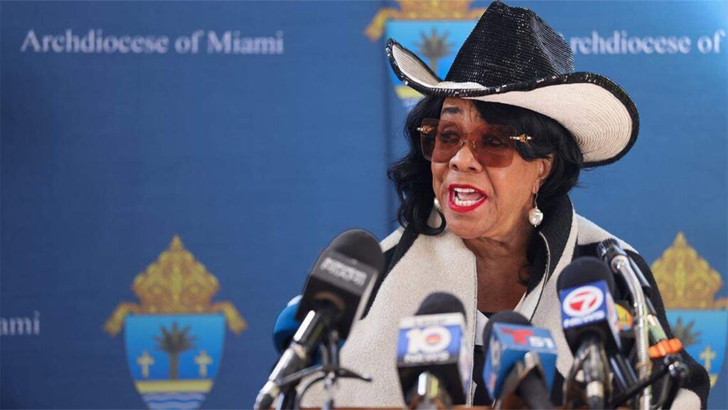 Potential successor to cowboy hat-wearing Dem tops crowded Florida primary