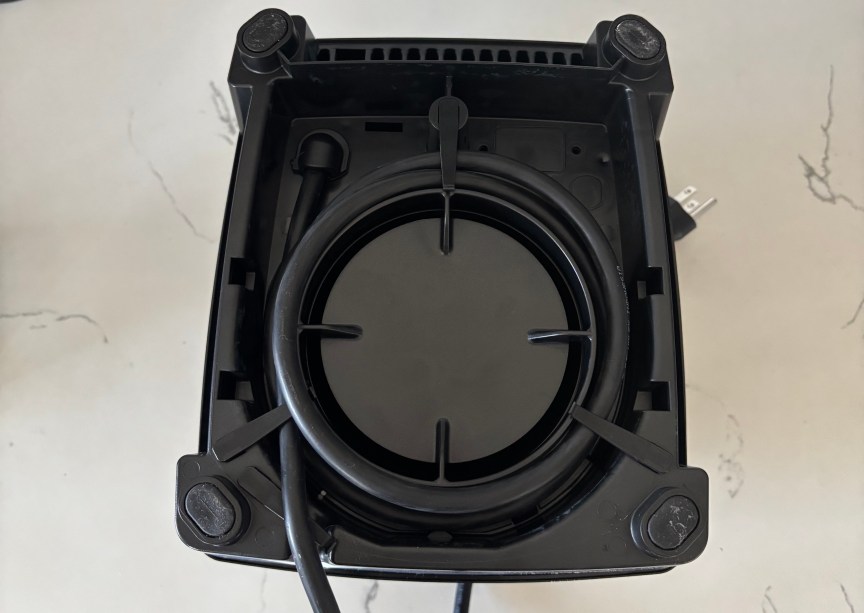 The bottom of the black Vitamix VX1.