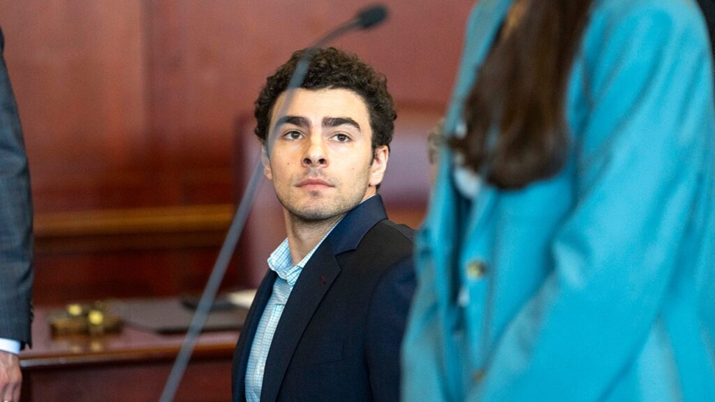 Mangione lawyers say media limits at murder trial are unconstitutional, fear court will ‘hand-pick’ press