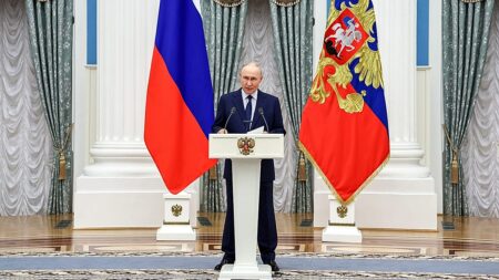 EU will condemn war at G20 summit ‘irrespective’ of Putin’s attendance