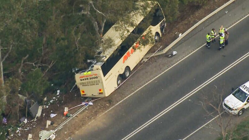 Major bus crash near Healesville, emergency services responding