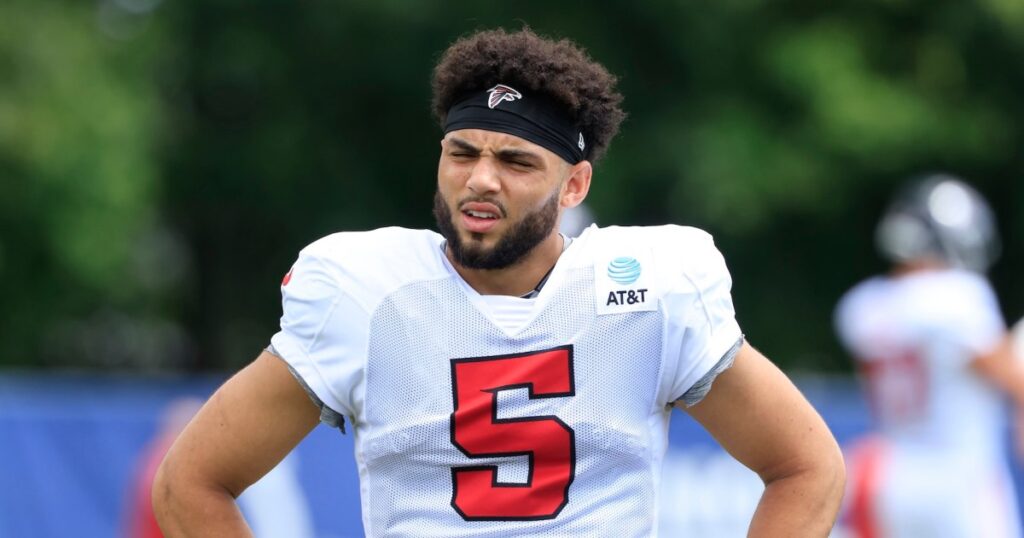 Falcons’ Drake London Explains Verbal Altercation With Fan: ‘I Don’t Take Light to Disrespect’