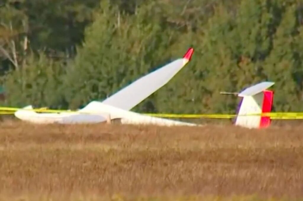 Pilot found dead after two planes crash mid-air in Upstate New York