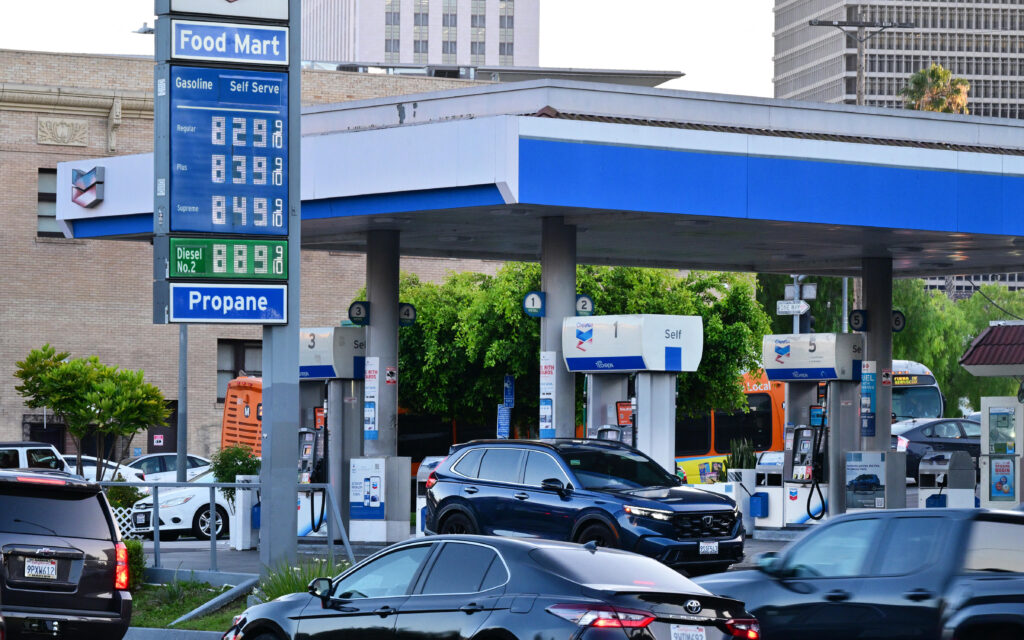 US Department of Transportation Makes Way for Less Efficient Cars as Fuel Prices Soar