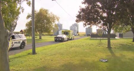 4 killed after helicopter crashes in field near Montreal