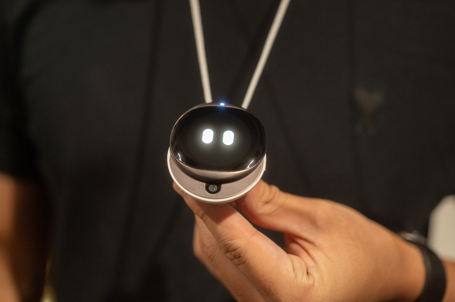 Is iKairos a Robot, or Jewelry? It’s Both, and It Wants to Be Your Ever-Present AI Memory Keeper