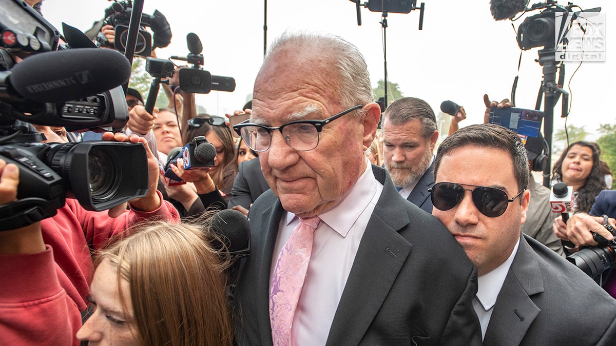 Lyndsay Clancy's defense lawyer Kevin J. Reddington arrives at Plymouth Superior Court, Plymouth, Mass., Thursday, September, 3, 2026. Lindsay Clancy is on trial for the murder of her three children in 2023..